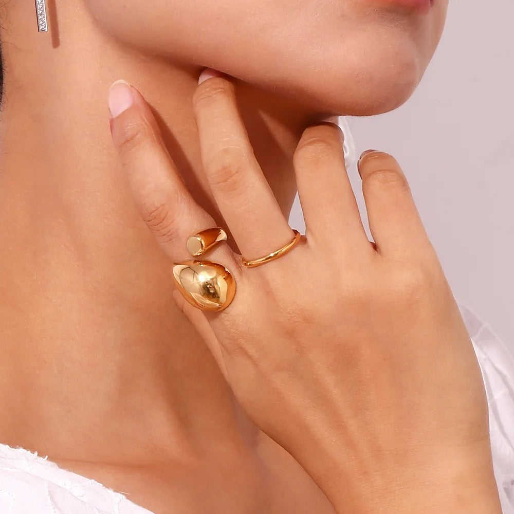 The Amanata Ring