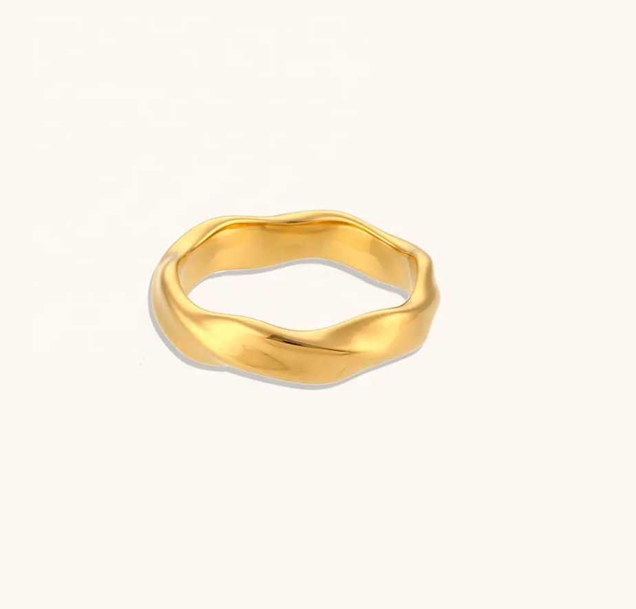 The Twisted Gild Ring