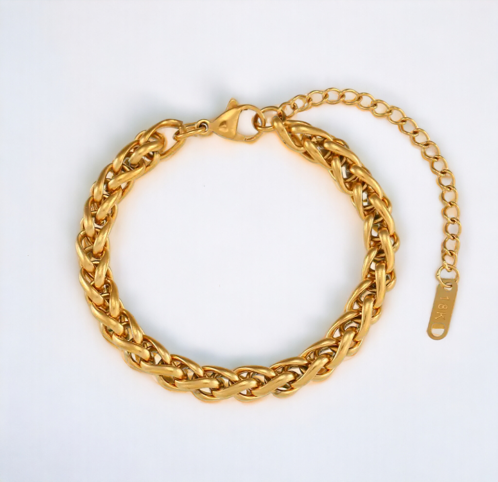 The Aundria Stackt
