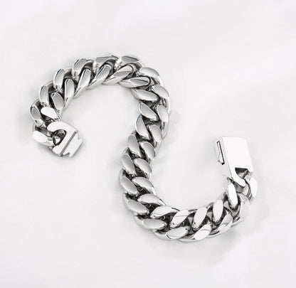 Essence Bracelet