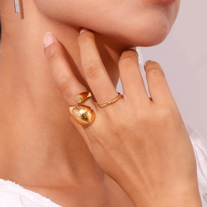 The Amanata Ring