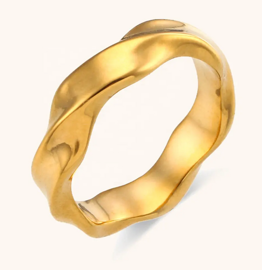The Twisted Gild Ring