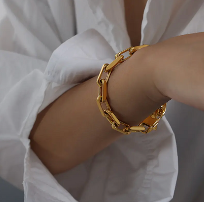 The Clip Bracelet