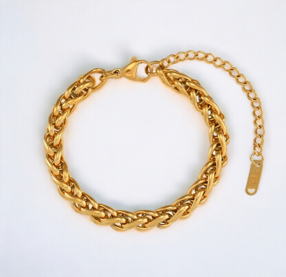 The Aundria Stackt